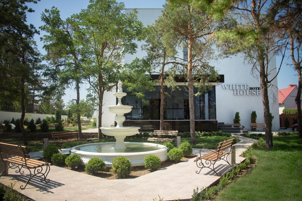 Hotel White House Brg קובלבו מראה חיצוני תמונה